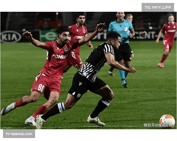 半场战报：阿拉维斯1-0格拉纳达，主队通过前场压迫获得点球